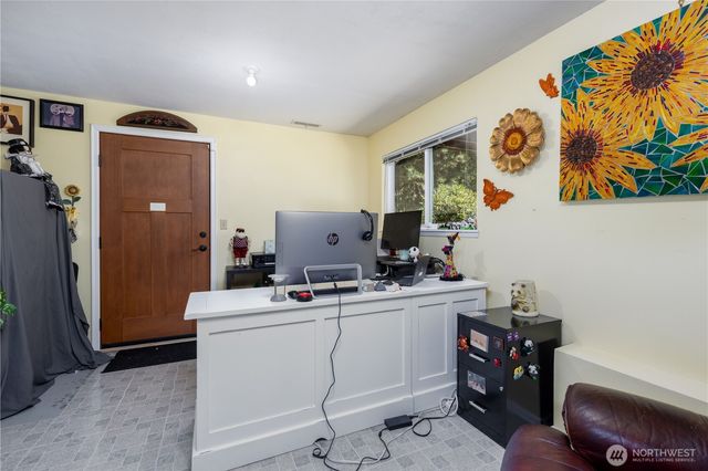 530 E Country Club Drive E, Union, WA 98592