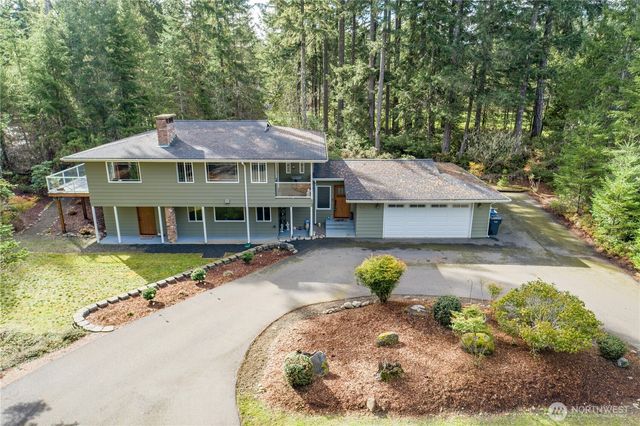 530 E Country Club Drive E, Union, WA 98592