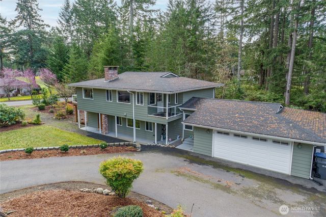 530 E Country Club Drive E, Union, WA 98592