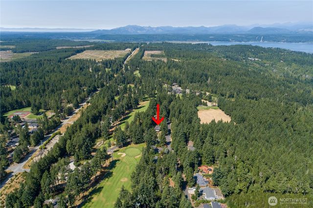 530 E Country Club Drive E, Union, WA 98592