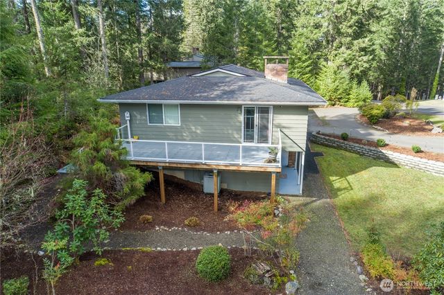 530 E Country Club Drive E, Union, WA 98592