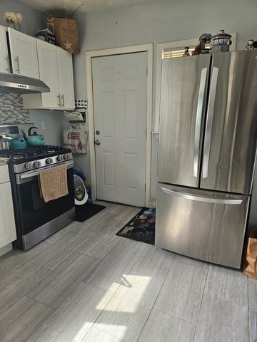 30 Clifton Ave., Lynn, MA 01902