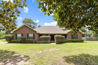 1701 Floresta Cir, Milton, FL 32583