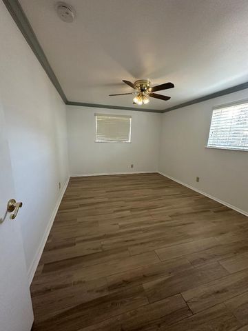 532 Oak Grove Lane, Coppell, TX 75019