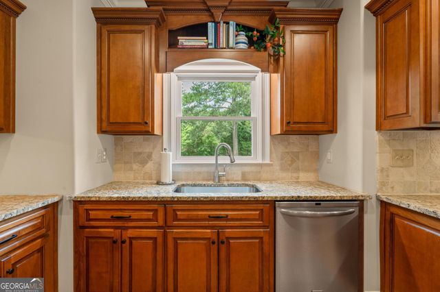 301 Noah Place, Mcdonough, GA 30252
