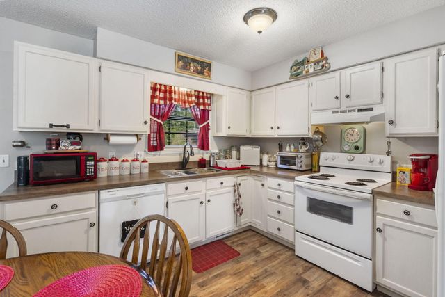 309 Frank Street, Nixa, MO 65714