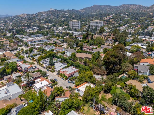 4300 Ambrose Avenue, Los Angeles, CA 90027
