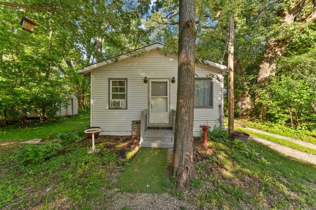 1910 S Calhoun Street, Griffith, IN 46319