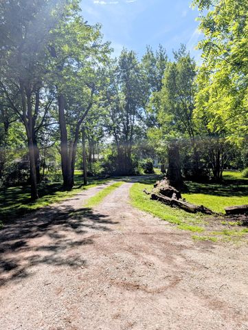 1910 S Calhoun Street, Griffith, IN 46319