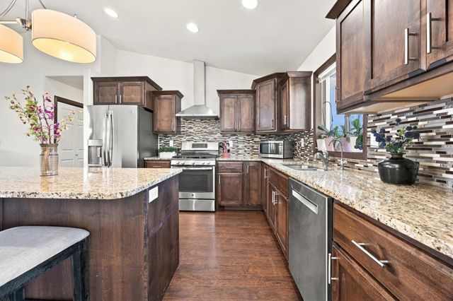 6001 59 Street S, Fargo, ND 58104