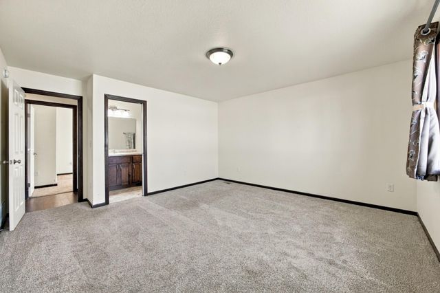 6001 59 Street S, Fargo, ND 58104