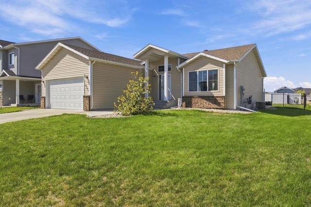 6001 59 Street S, Fargo, ND 58104