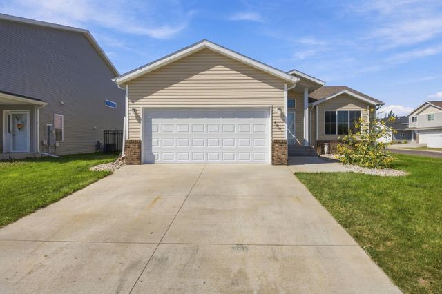 6001 59 Street S, Fargo, ND 58104