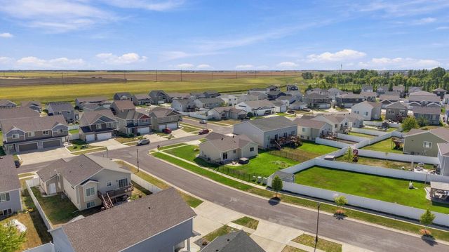 6001 59 Street S, Fargo, ND 58104