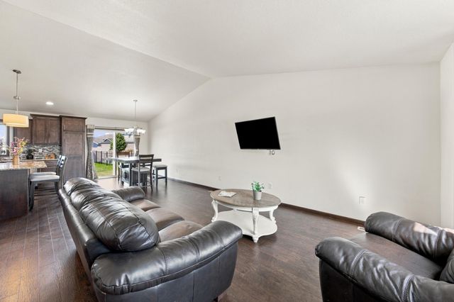 6001 59 Street S, Fargo, ND 58104
