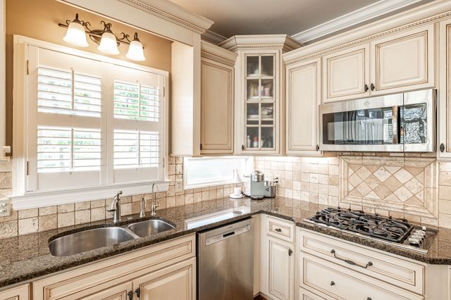 137 Mimosa Dr, Gallatin, TN 37066