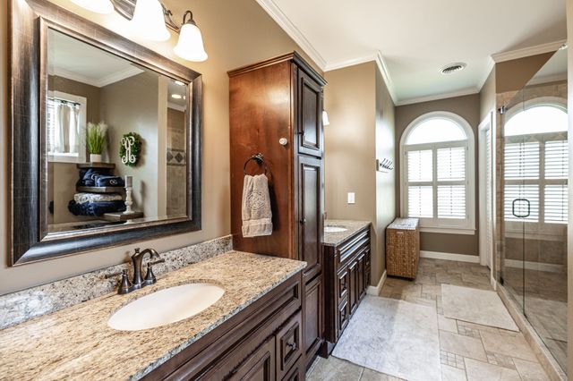 137 Mimosa Dr, Gallatin, TN 37066