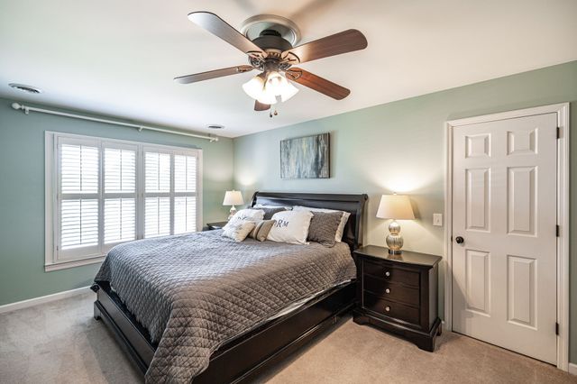 137 Mimosa Dr, Gallatin, TN 37066