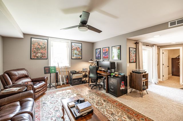 137 Mimosa Dr, Gallatin, TN 37066