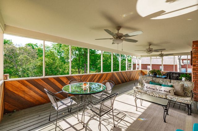 137 Mimosa Dr, Gallatin, TN 37066