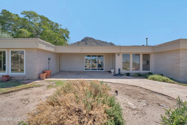 913 THUNDERBIRD Drive, El Paso, TX 79912