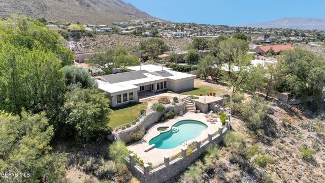 913 THUNDERBIRD Drive, El Paso, TX 79912
