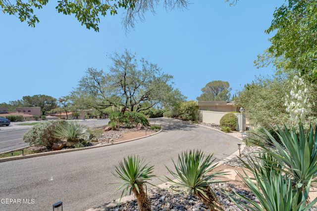 913 THUNDERBIRD Drive, El Paso, TX 79912