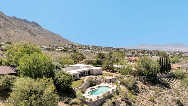 913 THUNDERBIRD Drive, El Paso, TX 79912