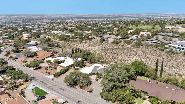 913 THUNDERBIRD Drive, El Paso, TX 79912