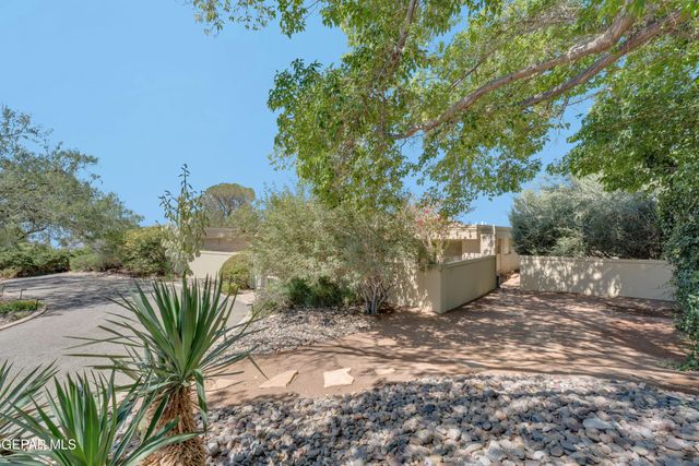 913 THUNDERBIRD Drive, El Paso, TX 79912