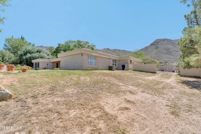 913 THUNDERBIRD Drive, El Paso, TX 79912