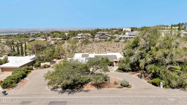 913 THUNDERBIRD Drive, El Paso, TX 79912