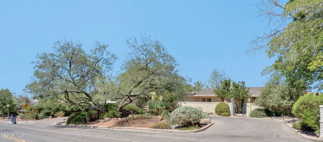 913 THUNDERBIRD Drive, El Paso, TX 79912