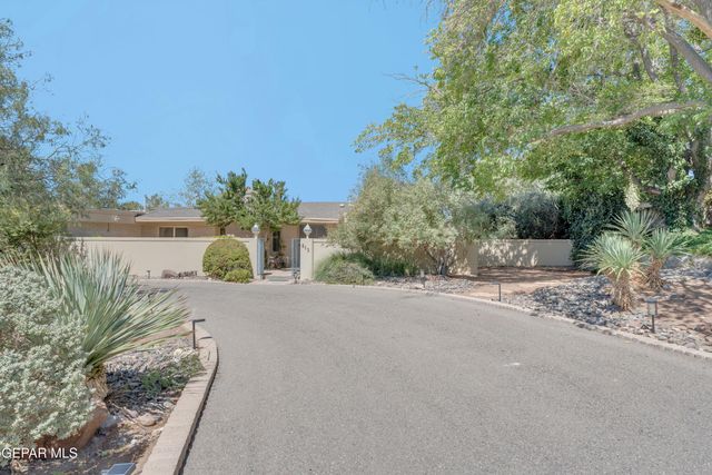 913 THUNDERBIRD Drive, El Paso, TX 79912
