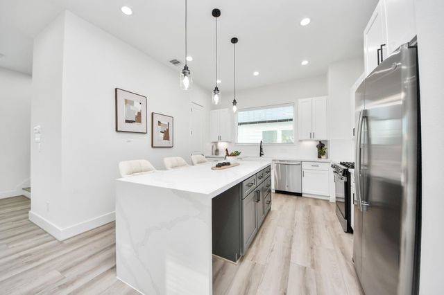 7729 Hammerly Boulevard, Houston, TX 77055