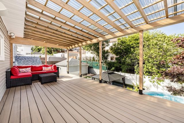 11 Norden, Staten Island, NY 10304