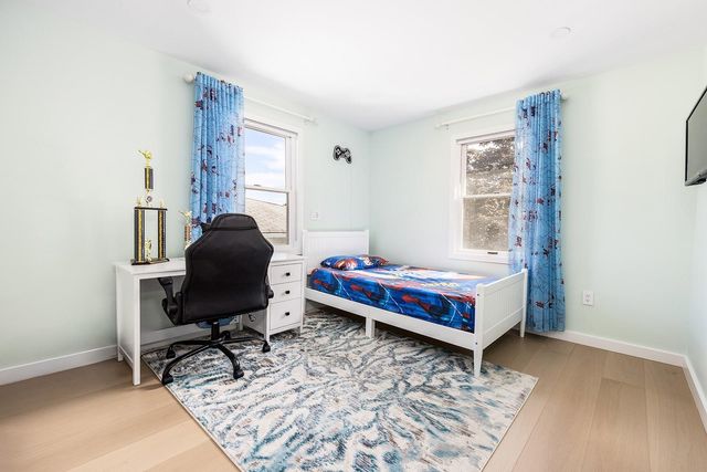 11 Norden, Staten Island, NY 10304