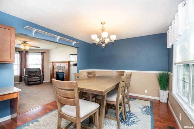 504 NEWCASTLE Drive, Mackinaw, IL 61755