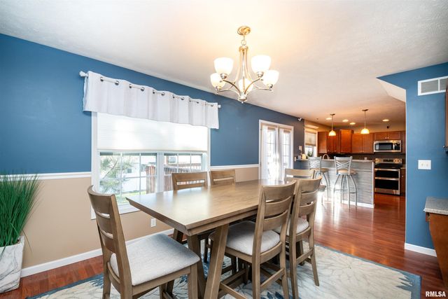 504 NEWCASTLE Drive, Mackinaw, IL 61755