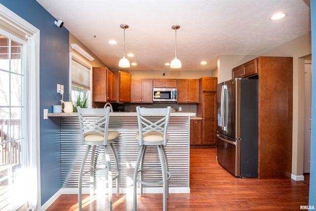 504 NEWCASTLE Drive, Mackinaw, IL 61755