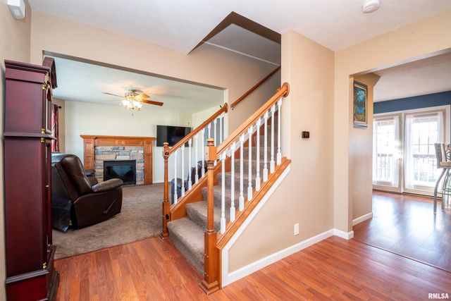 504 NEWCASTLE Drive, Mackinaw, IL 61755