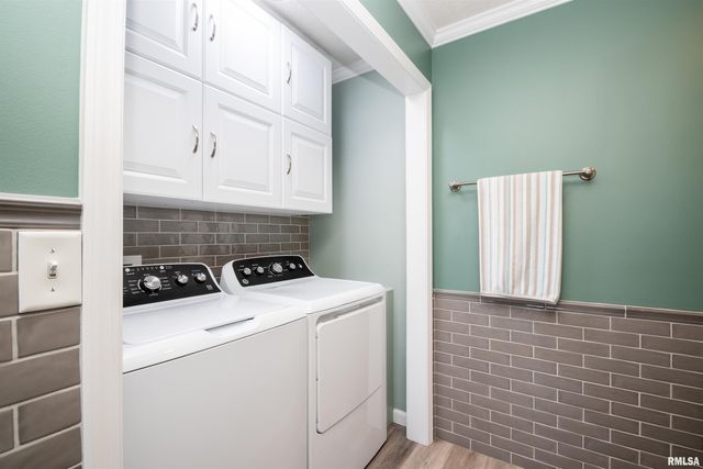 504 NEWCASTLE Drive, Mackinaw, IL 61755