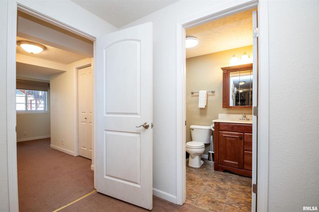 504 NEWCASTLE Drive, Mackinaw, IL 61755