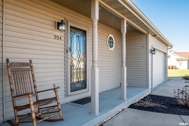 504 NEWCASTLE Drive, Mackinaw, IL 61755