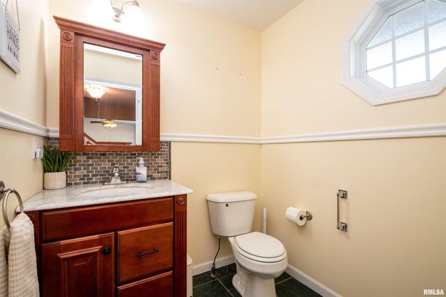 504 NEWCASTLE Drive, Mackinaw, IL 61755