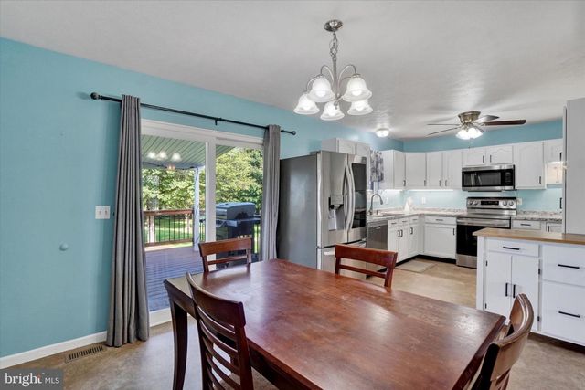 11938 MOUNT OLIVET RD, Felton, PA 17322