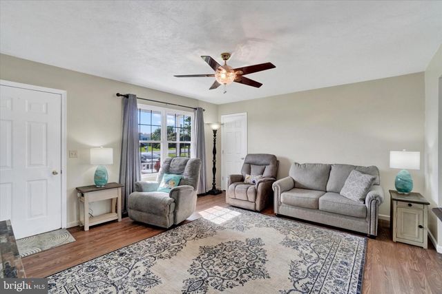 11938 MOUNT OLIVET RD, Felton, PA 17322