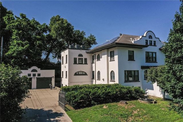 401 E 36th Street, Kansas City, MO 64109