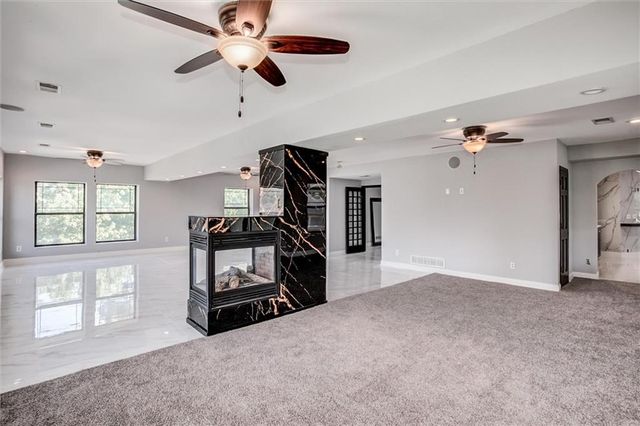 401 E 36th Street, Kansas City, MO 64109