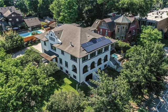 401 E 36th Street, Kansas City, MO 64109